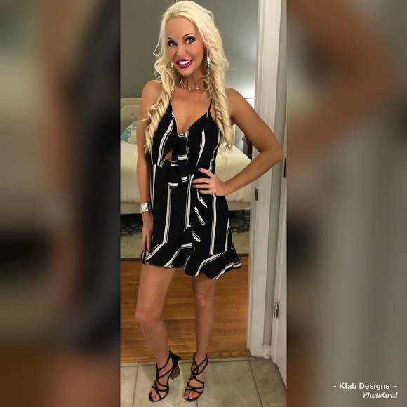 LAST 2! 🥰 Tie Front Striped Cut Out Ruffle Dress - Picture 4 of 4